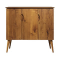 **Technische titel in het Nederlands: Modern houten dressoir met drie deuren**